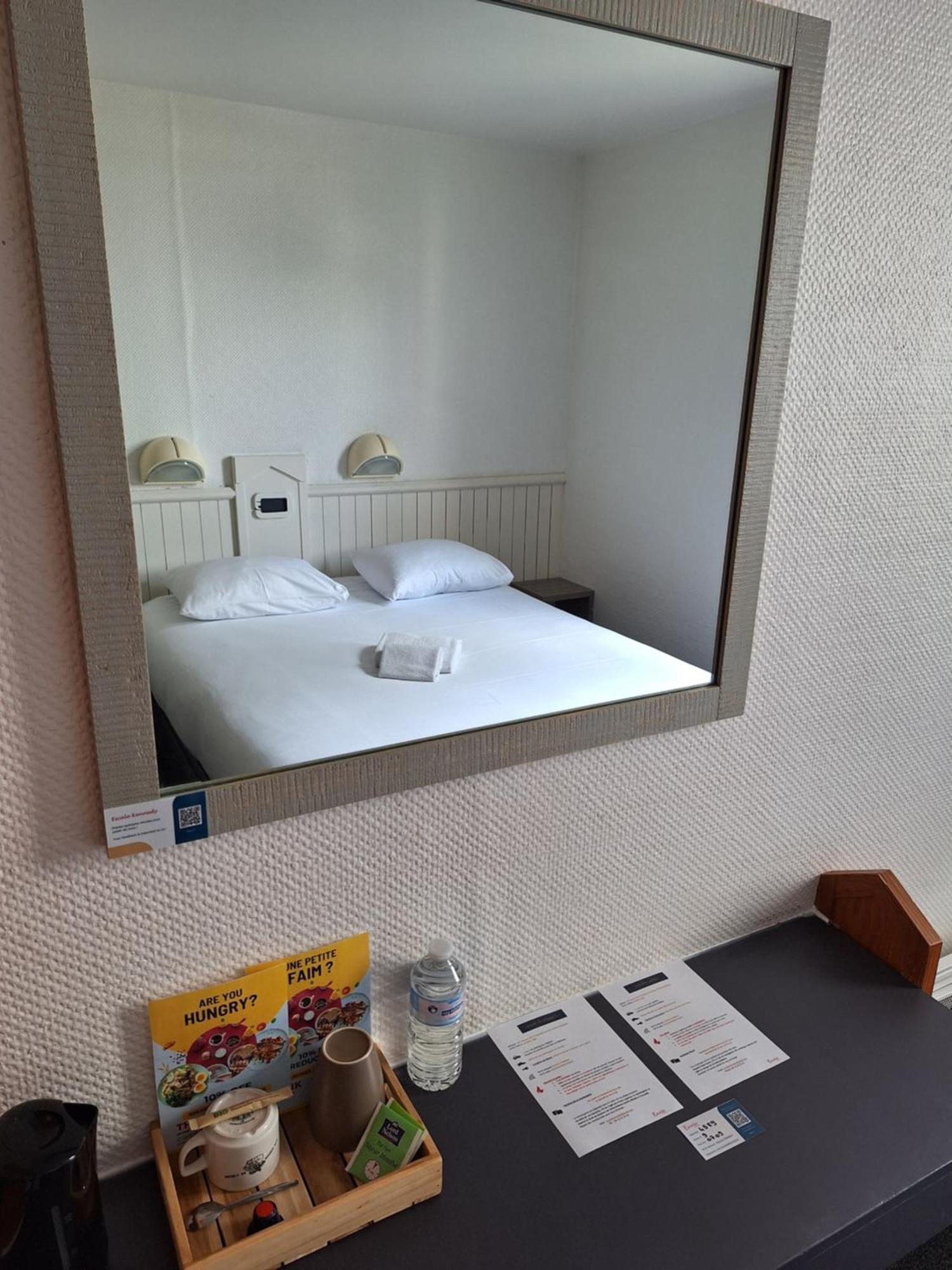 Escale Kennedy Hotel Mérignac Eksteriør billede