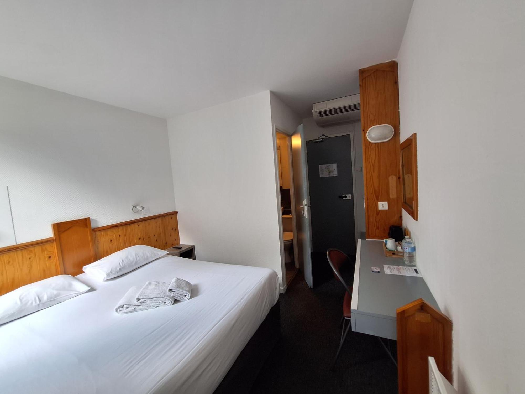 Escale Kennedy Hotel Mérignac Eksteriør billede