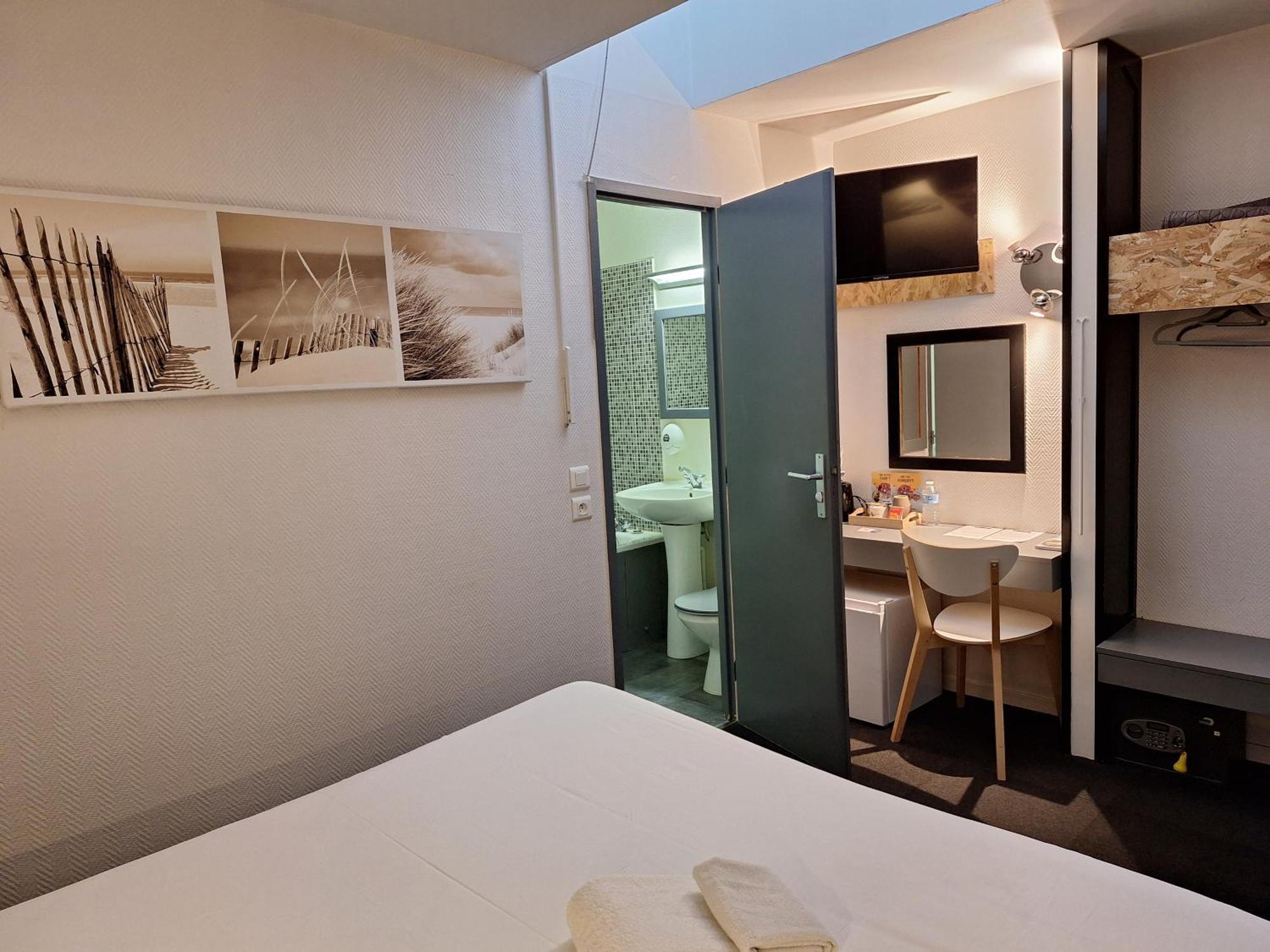 Escale Kennedy Hotel Mérignac Eksteriør billede